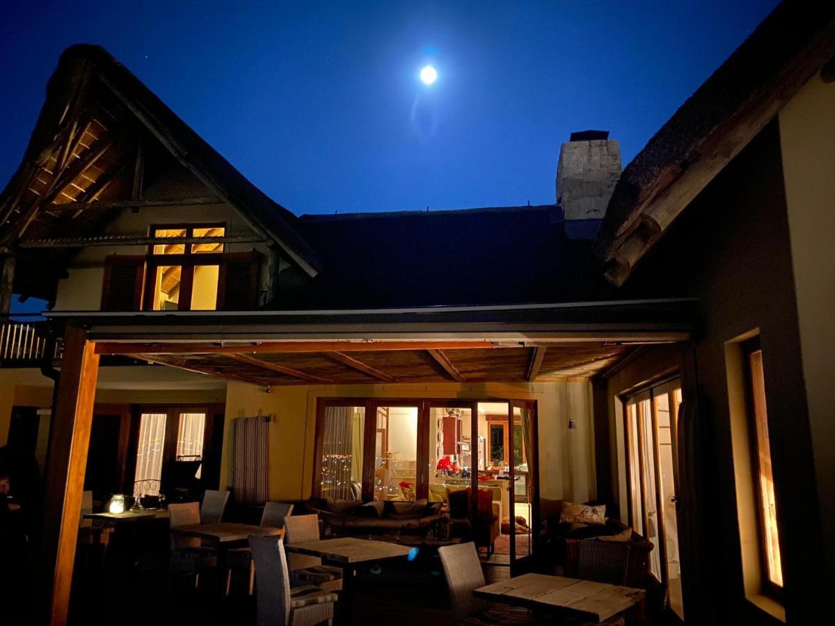 43 On Sandstone Somerset West Exteriör bild